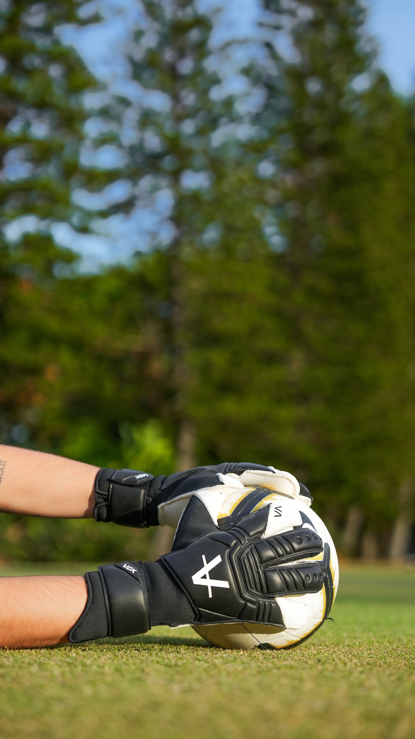 Valor Hybrid Pro - Blackout