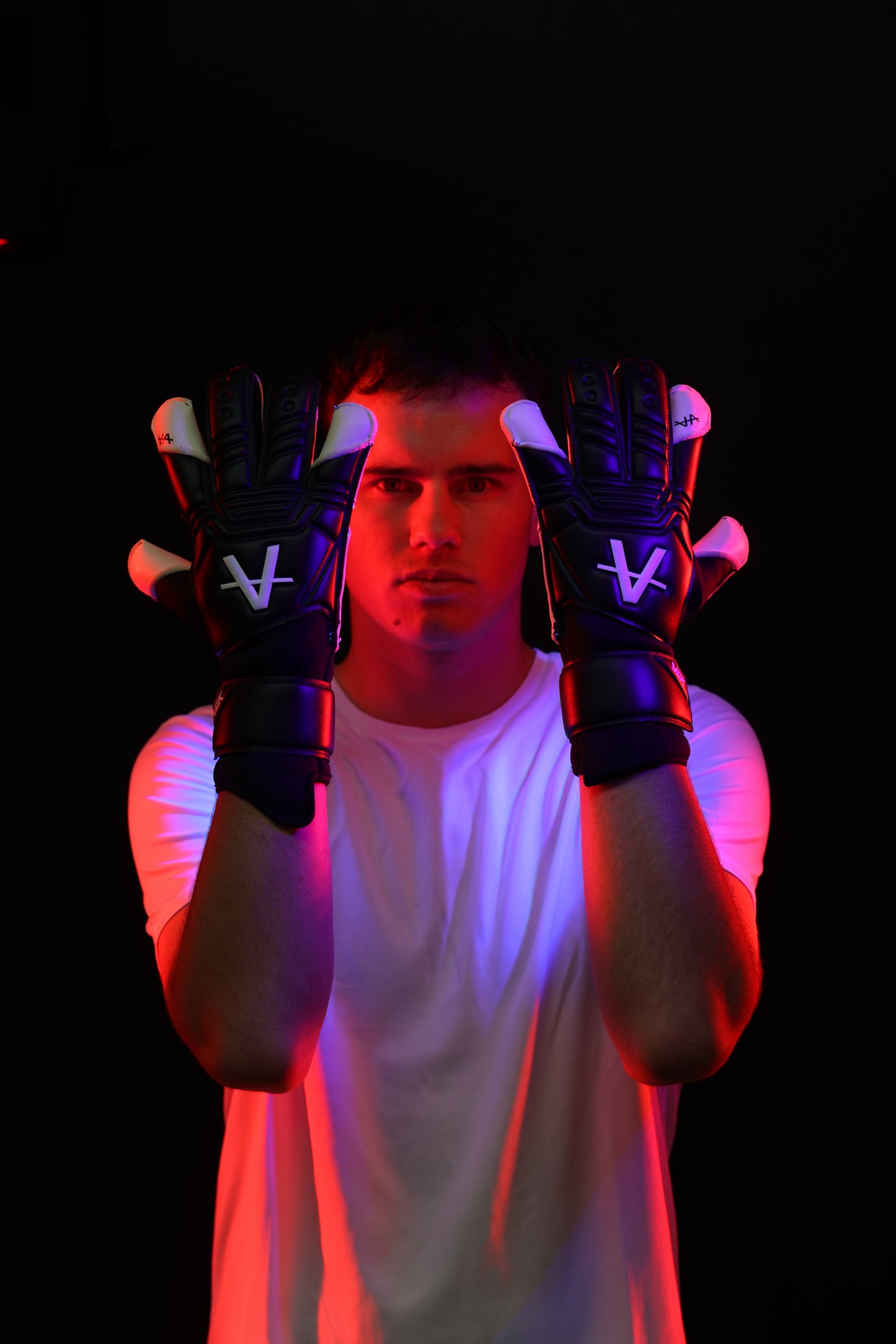 Valor Hybrid Pro - Blackout