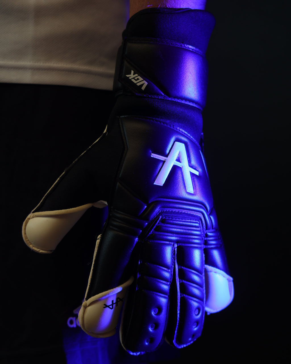 Valor Hybrid Pro - Blackout
