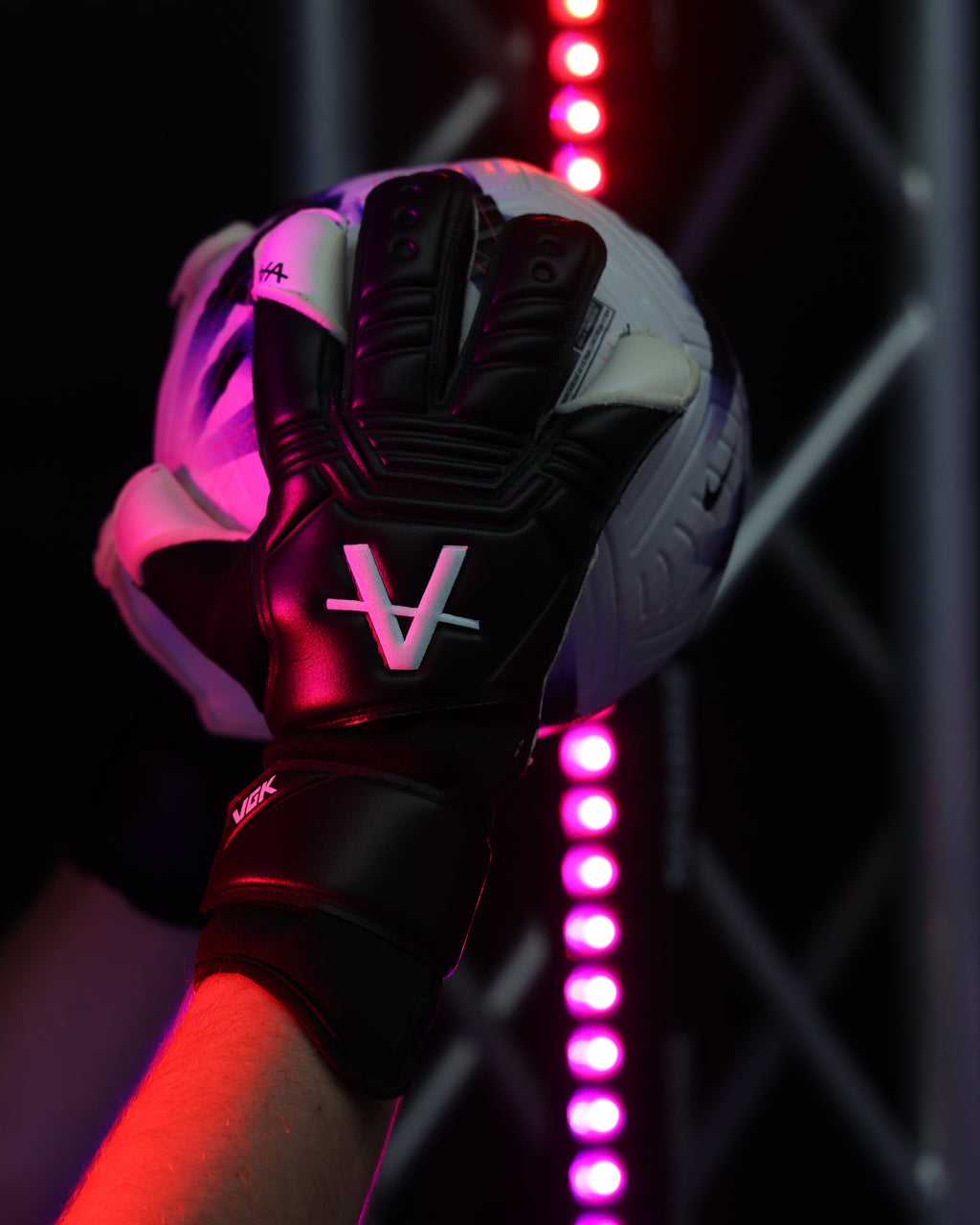 Valor Hybrid Pro - Blackout