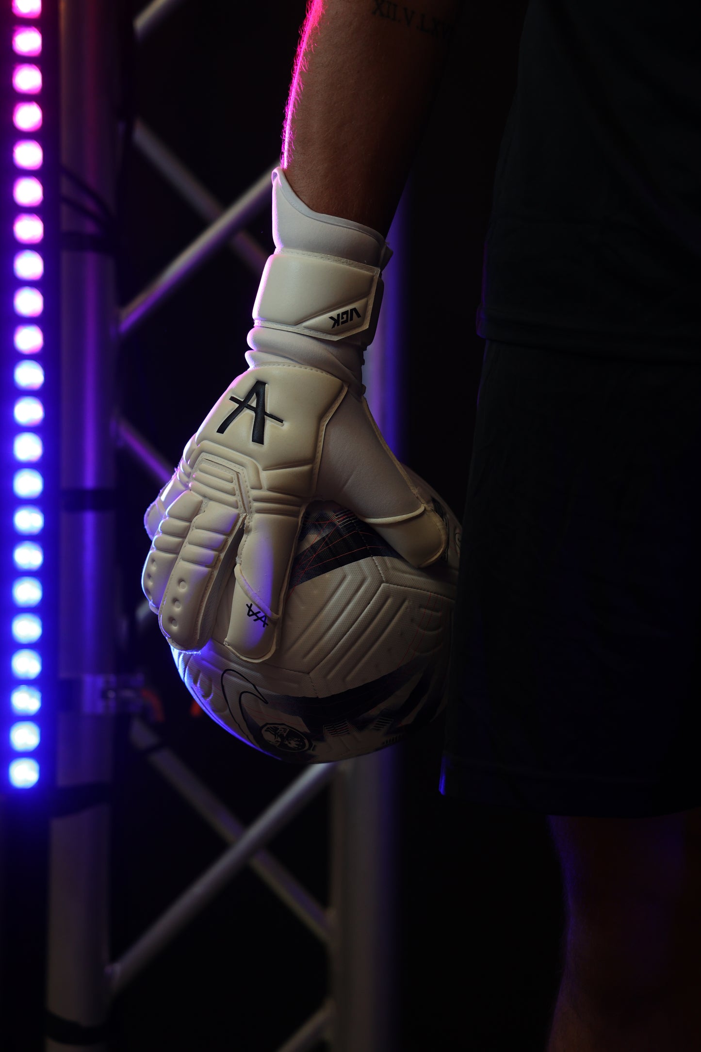 Valor Hybrid Pro - Whiteout